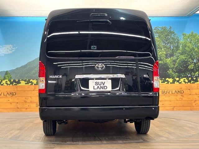 TOYOTA HIACE wagon 2025