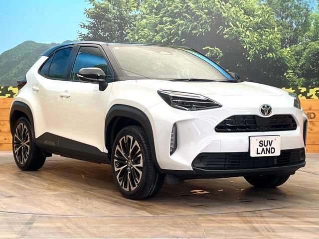 TOYOTA YARIS CROSS 2025