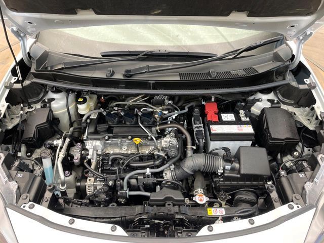 TOYOTA YARIS CROSS 2025