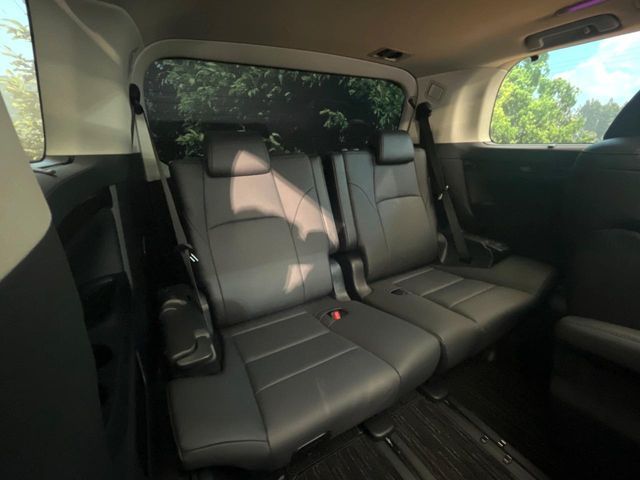 TOYOTA ALPHARD 2022