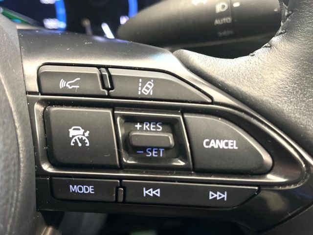 TOYOTA YARIS CROSS HYBRID 2023