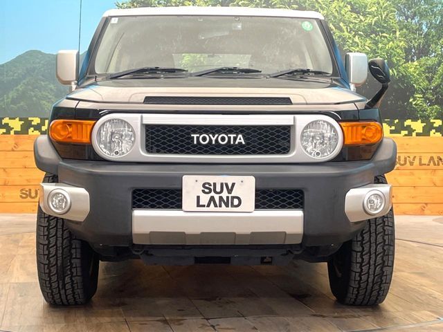 TOYOTA FJ CRUISER 4WD 2017