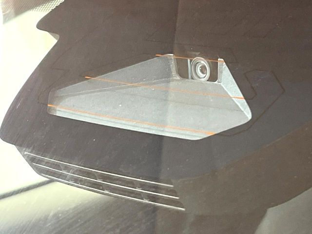 TOYOTA COROLLA CROSS HYBRID 2025