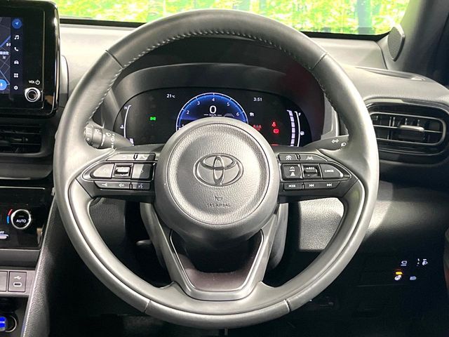 TOYOTA YARIS CROSS 2025