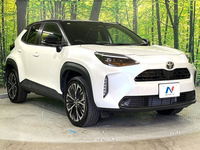 TOYOTA YARIS CROSS 2025