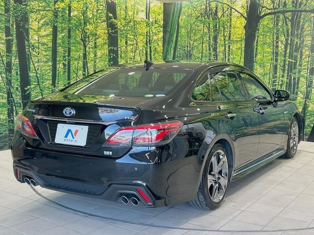 TOYOTA CROWN sedan hybrid 2018