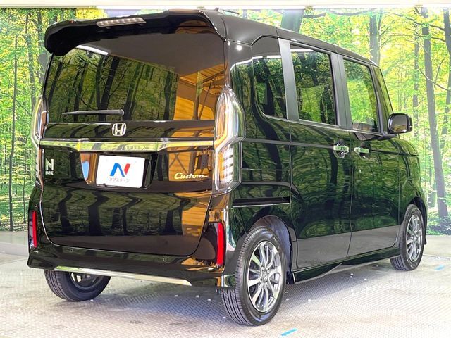 HONDA N BOX CUSTOM 2022