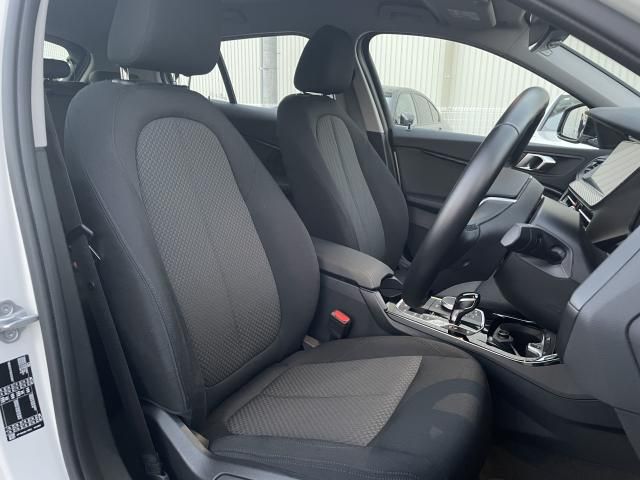 BMW BMW 1series 2021