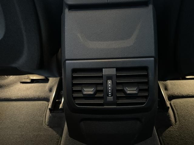 BMW BMW 1series 2021