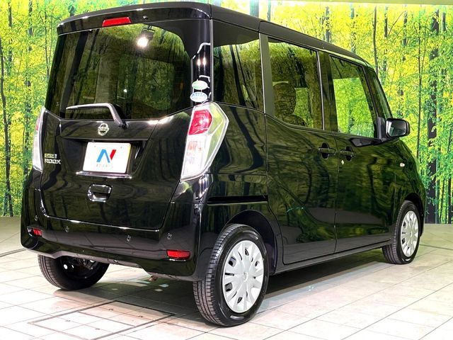 NISSAN DAYZ ROOX 2019