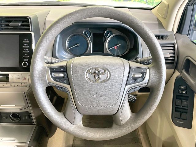 TOYOTA LANDCRUISER PRADO 2022