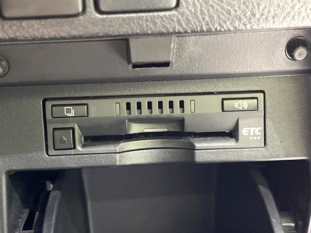 TOYOTA VELLFIRE 2017