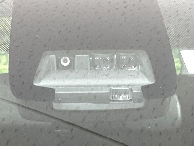 TOYOTA SIENTA HYBRID 2017