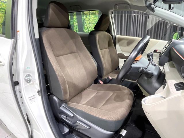 TOYOTA SIENTA HYBRID 2017