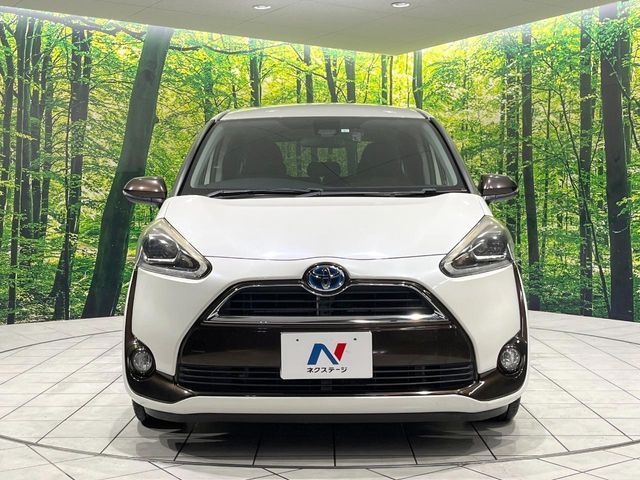 TOYOTA SIENTA HYBRID 2017