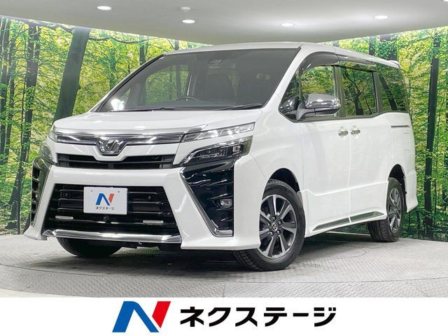 TOYOTA VOXY 4WD 2019