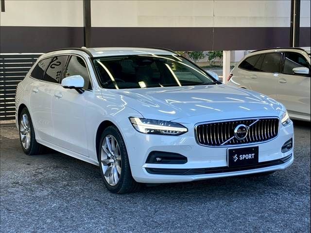 VOLVO VOLVO V90 2022