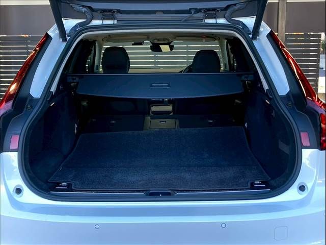 VOLVO VOLVO V90 2022