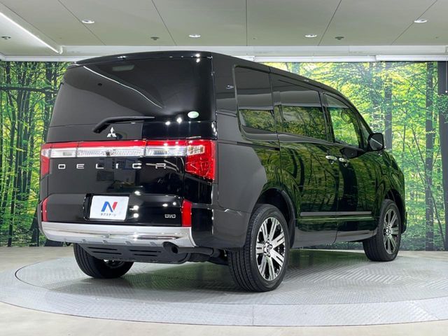 MITSUBISHI DELICA D:5 4WD 2019
