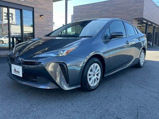 TOYOTA PRIUS 2019
