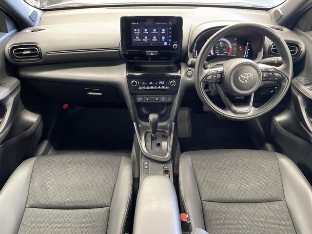 TOYOTA YARIS CROSS 2025