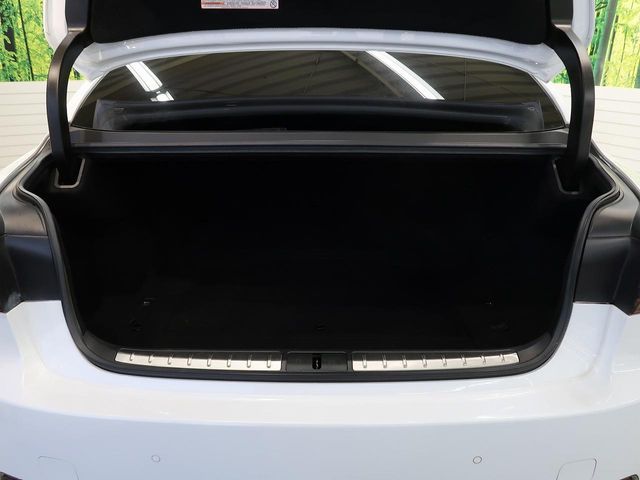 TOYOTA LEXUS LS500h 4WD 2018