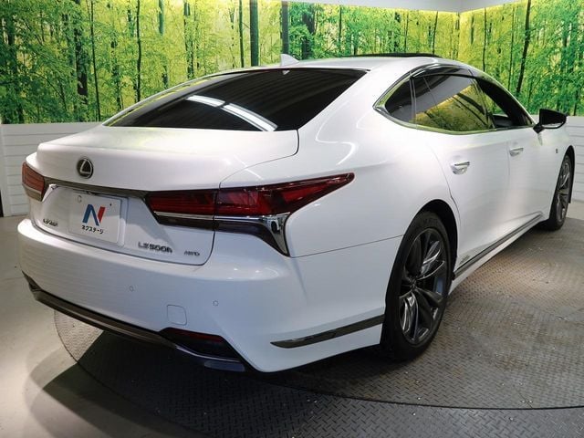 TOYOTA LEXUS LS500h 4WD 2018