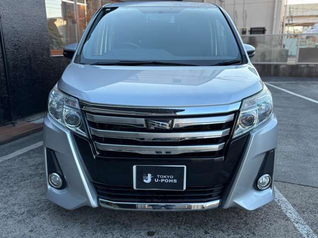 TOYOTA NOAH 2014