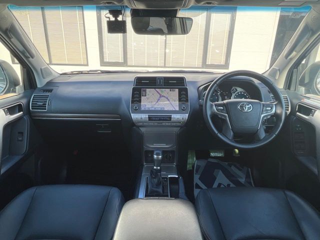 TOYOTA LANDCRUISER PRADO 2023