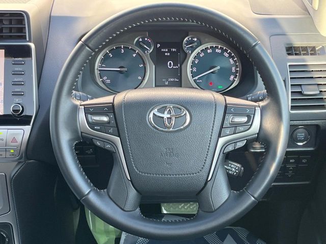 TOYOTA LANDCRUISER PRADO 2023