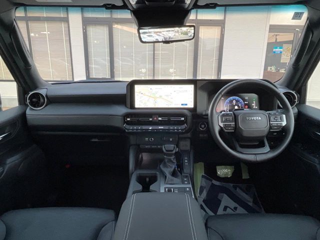 TOYOTA LANDCRUISER 250 2024