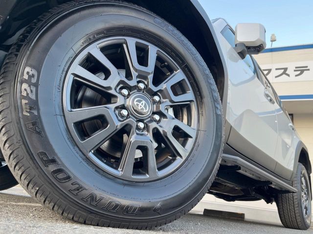 TOYOTA LANDCRUISER 250 2024