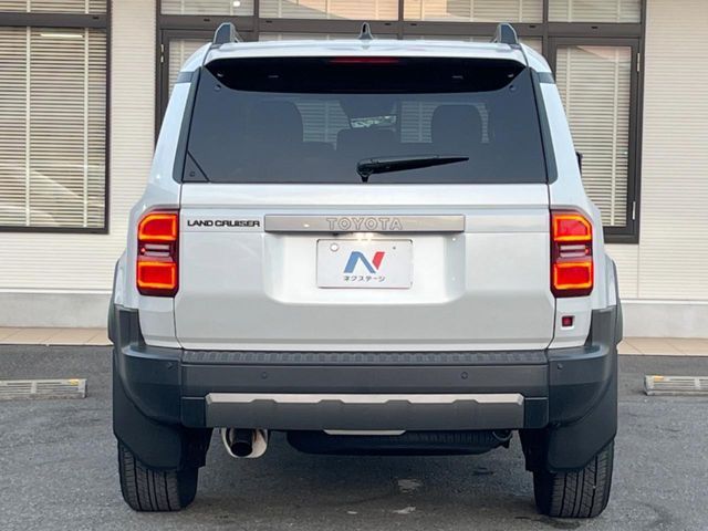 TOYOTA LANDCRUISER 250 2024