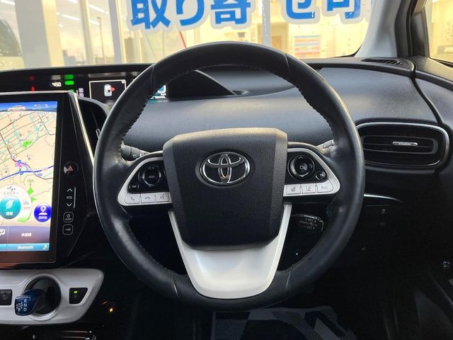 TOYOTA PRIUS PHV 2017