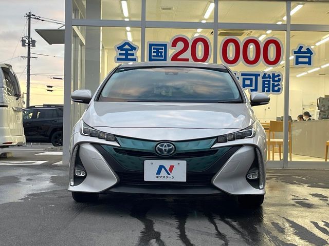 TOYOTA PRIUS PHV 2017