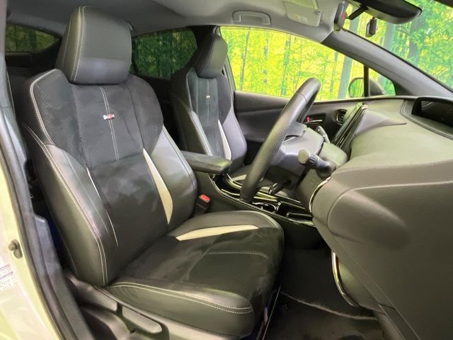 TOYOTA PRIUS PHV 2017