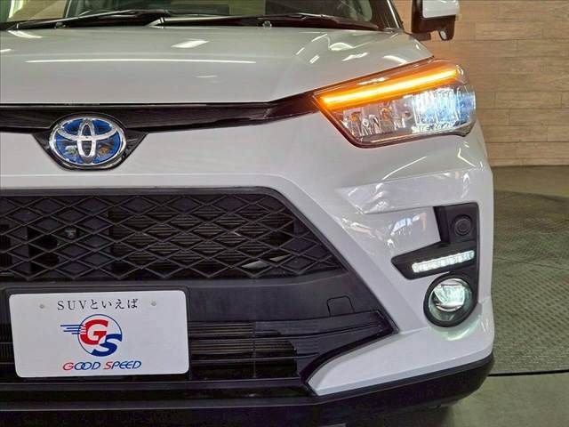 TOYOTA RAIZE HYBRID 2022