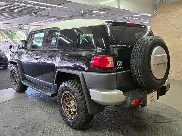 TOYOTA FJ CRUISER 4WD 2017