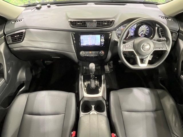 NISSAN X-TRAIL 4WD 2018