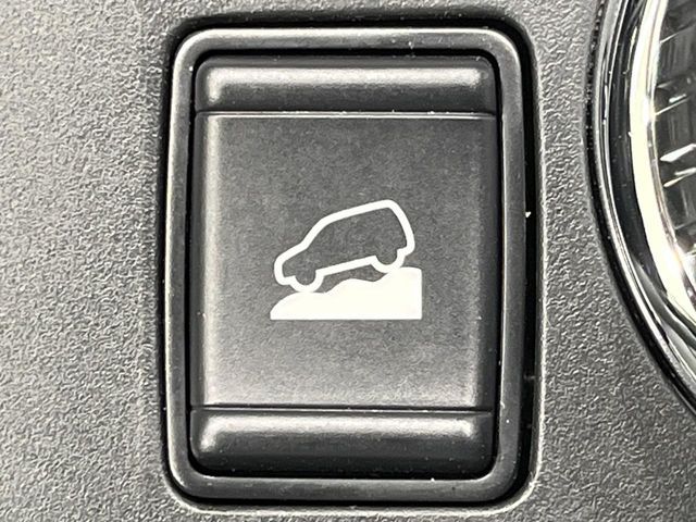 NISSAN X-TRAIL 4WD 2018