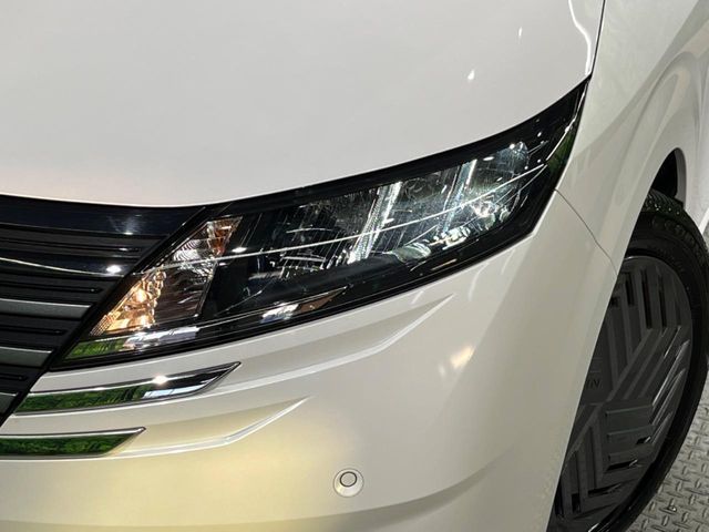 NISSAN NOTE 2025