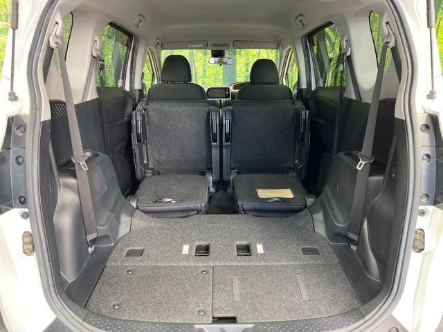 TOYOTA SIENTA HYBRID 2017