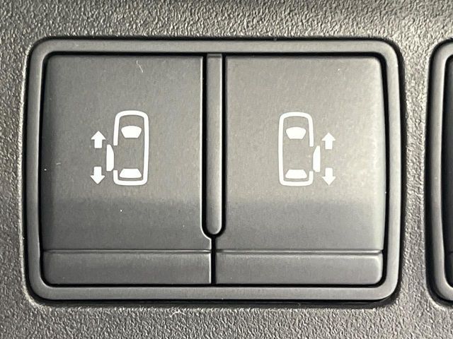 NISSAN SERENA  S-HYBRID 2012