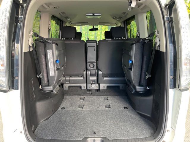 NISSAN SERENA  S-HYBRID 2012