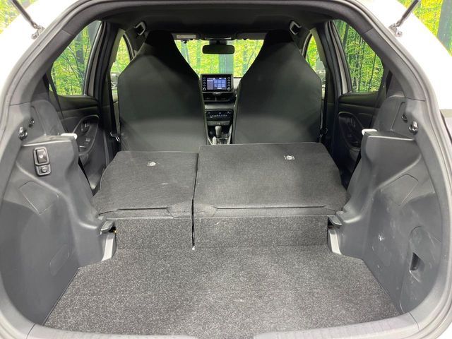 TOYOTA YARIS HYBRID 2022