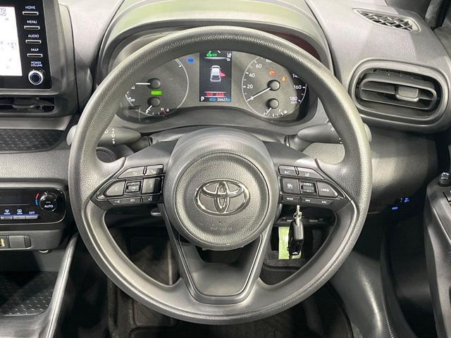 TOYOTA YARIS HYBRID 2022