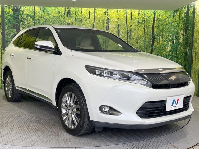 TOYOTA HARRIER 2WD 2017
