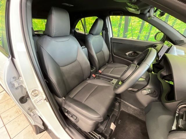 TOYOTA YARIS CROSS 2025