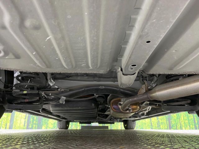 TOYOTA VOXY HYBRID 2021