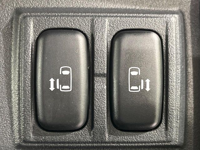 MITSUBISHI DELICA D:5 4WD 2014